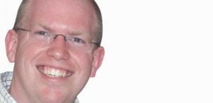 Så fick Fredrik fart på snöröjningen när han blev fånge i sitt hem