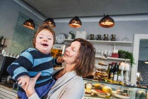 Ensam förälder: ”Om man är två  bär man hälften var”