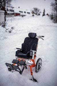 Rullstol för barn är familjeföretagets nya stolthet