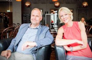 Hård kamp om vinstförbud inom omsorgen