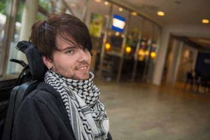 Drömmen om att  flytta hemifrån hotad