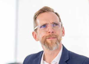 Socialminister Jakob Forssmed (KD). Foto: Linnea Bengtsson.